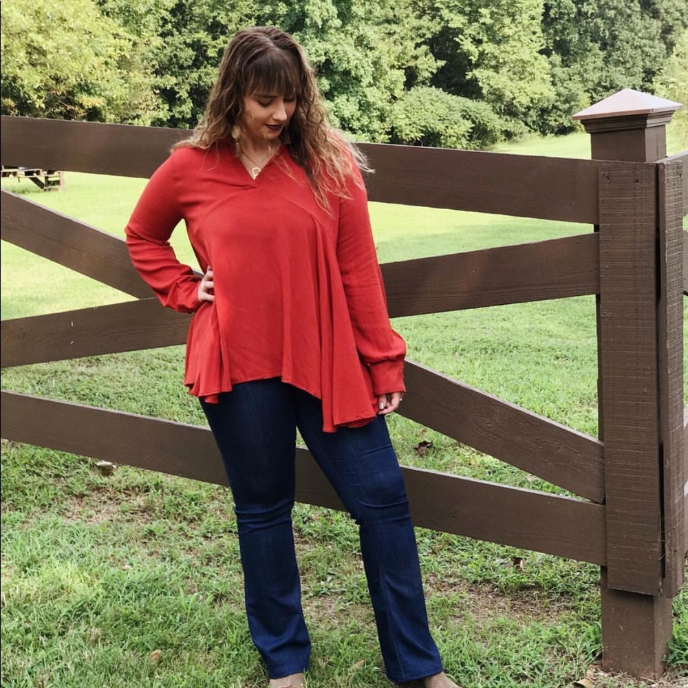Rust Collared Top - Picture 2 of 2